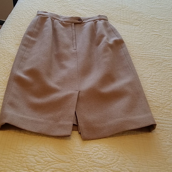 Vintage 100% camel hair skirt suit EUC - Picture 6 of 12